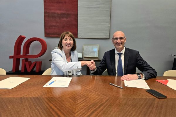 Firma de convenio MLE - Fundación Pablo VI